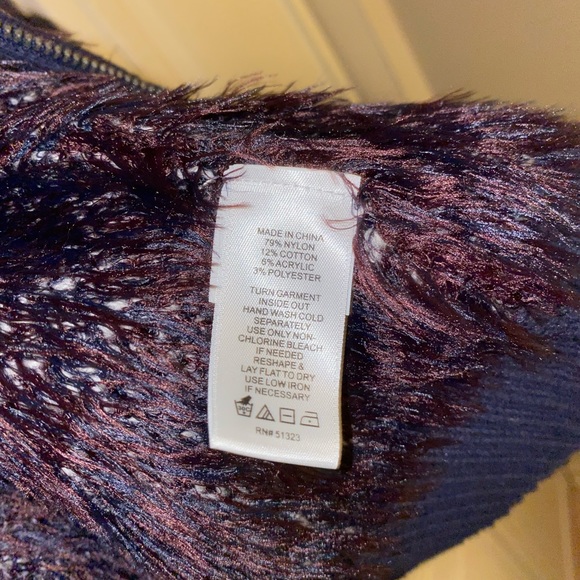 1. State Jacket - Picture 3 of 4